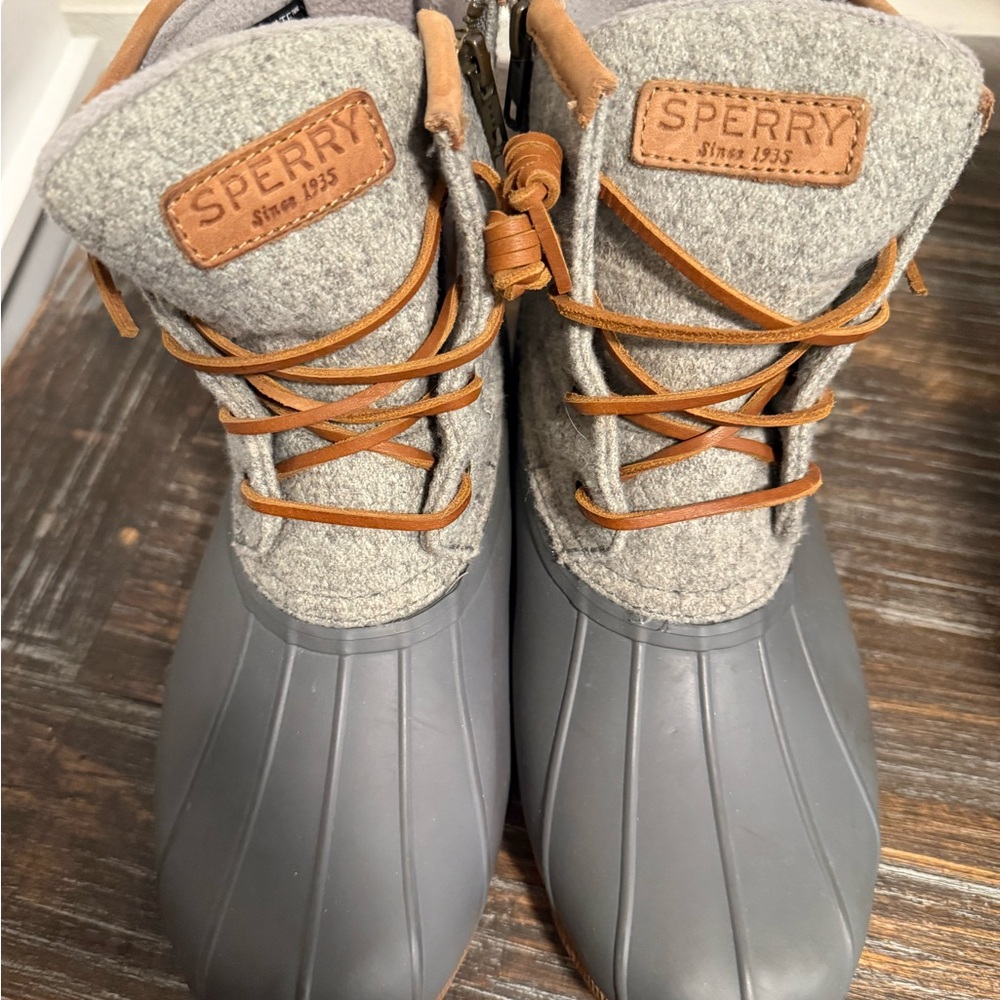 Sperry Gray and Tan Rain Boots
